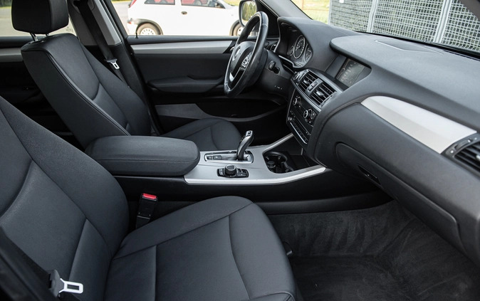 BMW X3 cena 49900 przebieg: 301645, rok produkcji 2013 z Pionki małe 232
